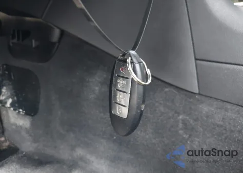 2013 Infiniti G37 Journey from USA, damaged, VIN JN1CV6EK4DM923949